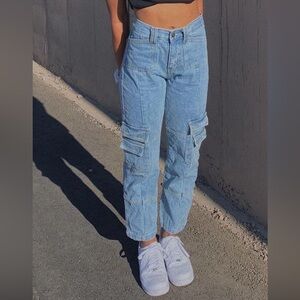 princess polly cargo jeans. size 4. work 2x perfect condition. #y2k #jeans